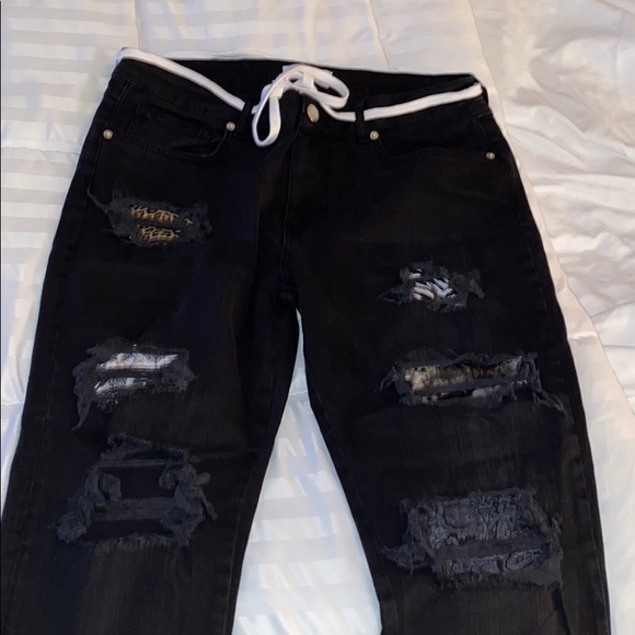 lakenzie Other - Black distressed jeans